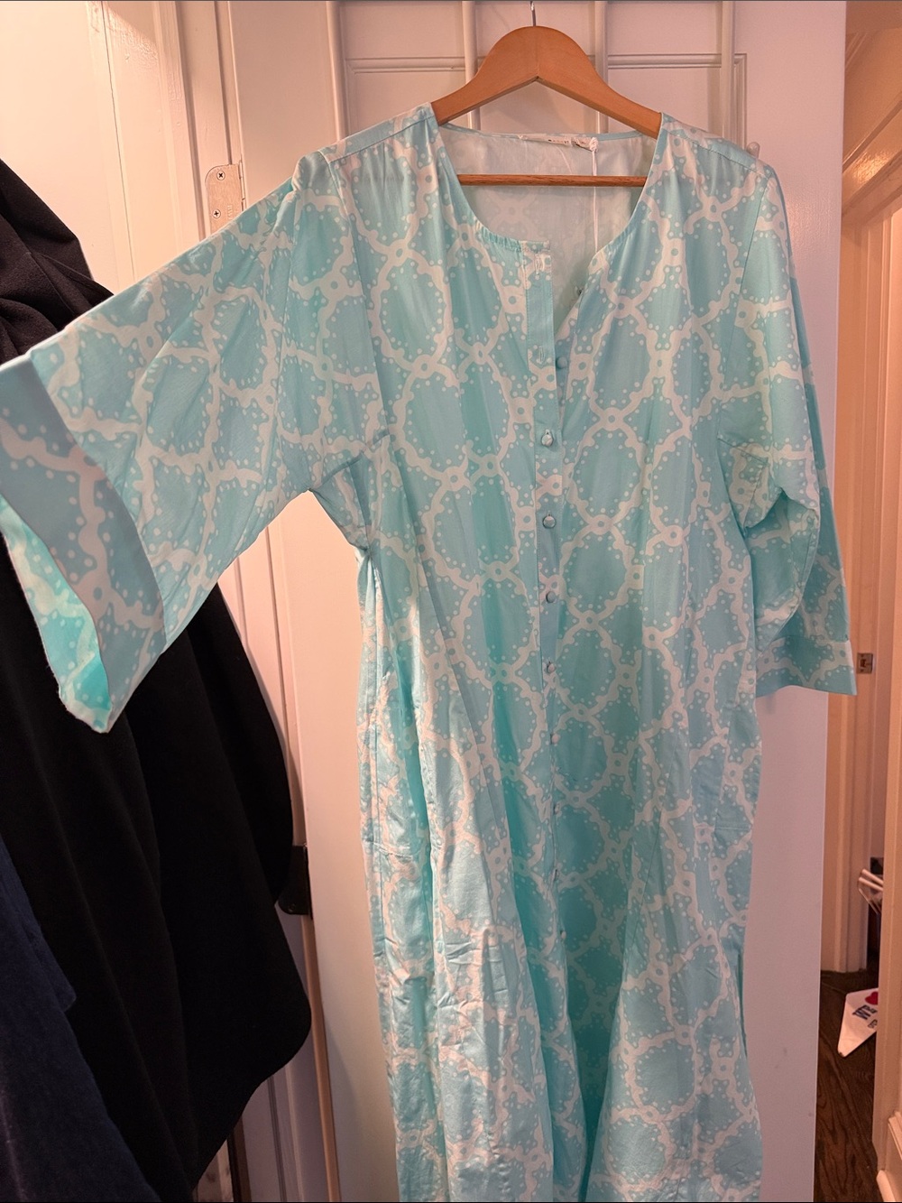 NWT Roller Rabbit Aqua and White Maxi Dress XL w/ covered buttons, pocket, slit